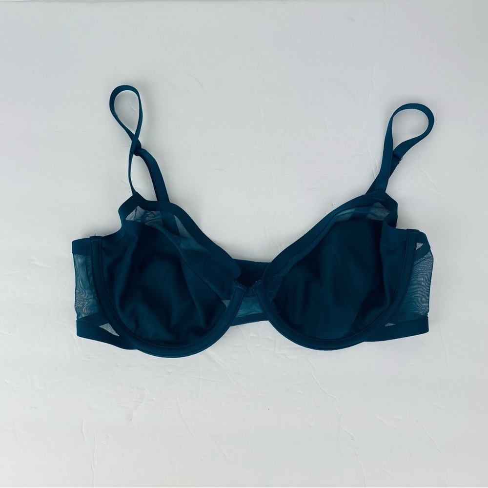Victoria’s Secret Unlined Demi‎ Green Mesh Bra Size 32DD